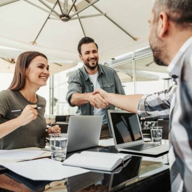 10-Outdated-etiquette-Rules-You-No-Longer-Want-to-Use